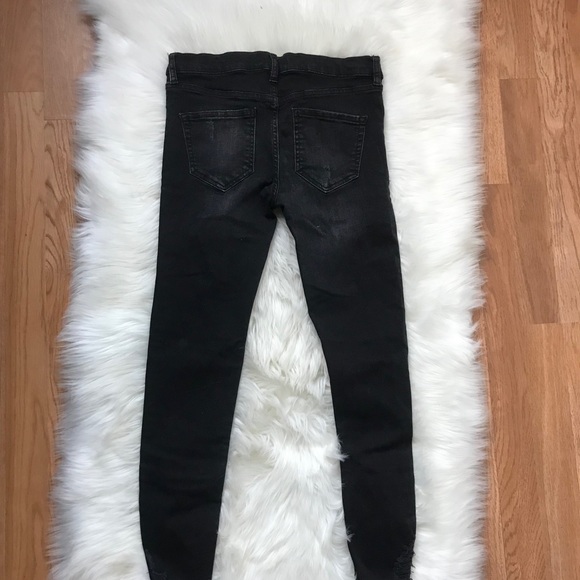 free people black distressed jeans size 26 - Picture 4 of 7